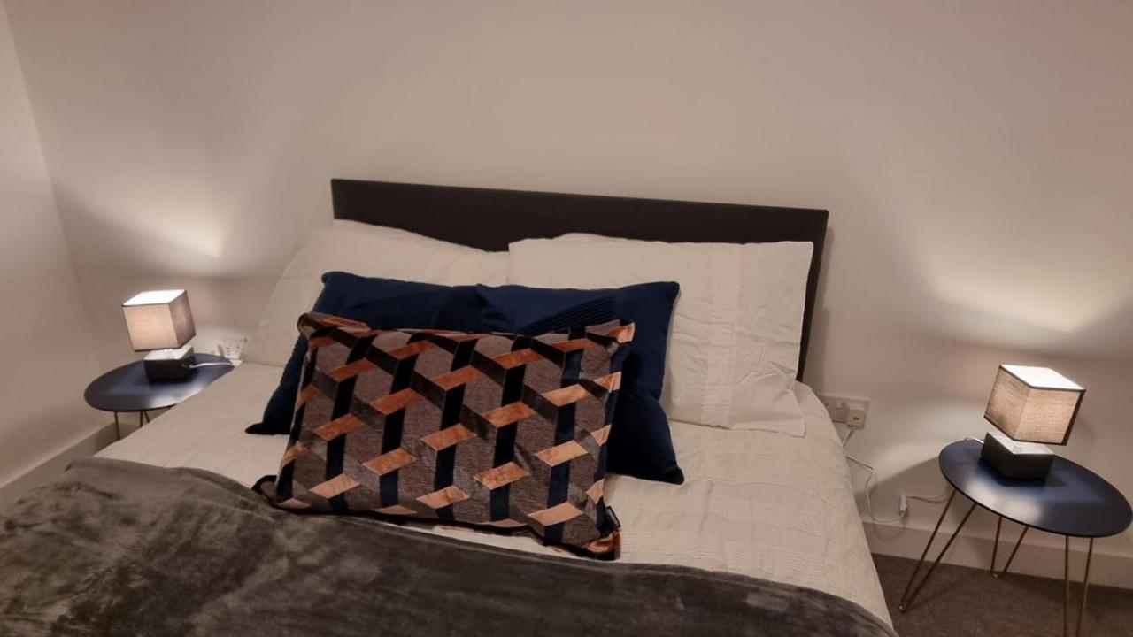 הוקלי הית' Spacious Balcony View Apt Near Nec Bhx Free Parking Sleeps 4 מראה חיצוני תמונה